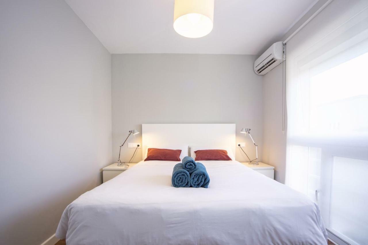 Malagueta Cool Beach Apartment Malaga Exterior photo